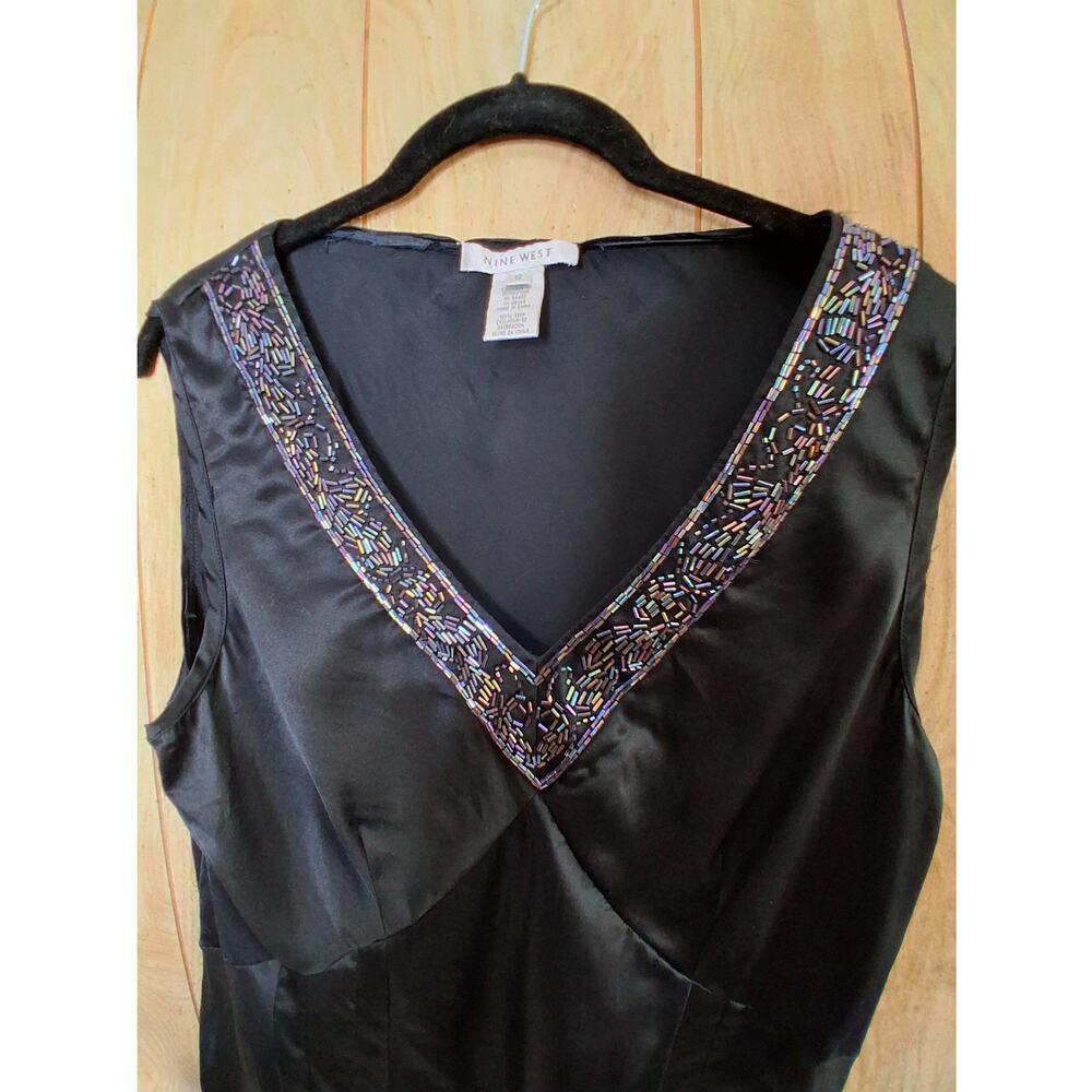 Nine West 100% SIlk Sleeveless Blouse With Embellished Collar/Yoke Black - Picture 4 of 6